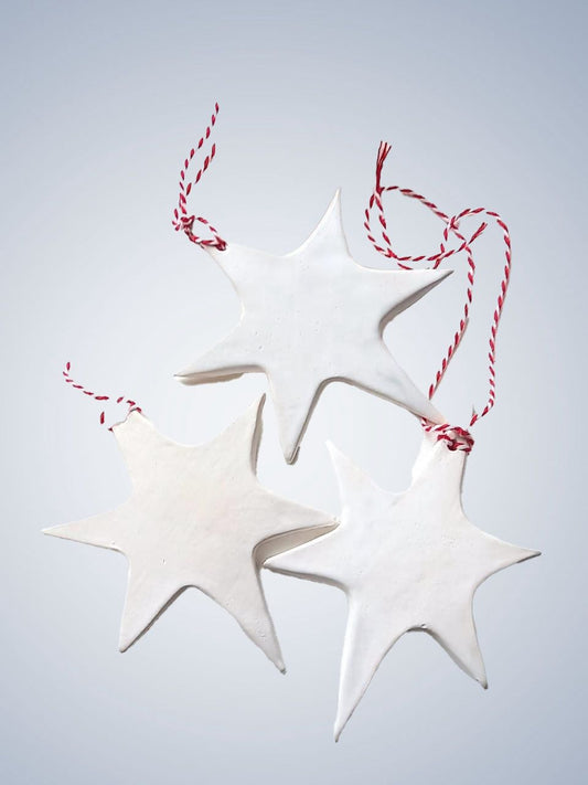 Kit 3 estrelas pendentes de natal - cordão vermelho