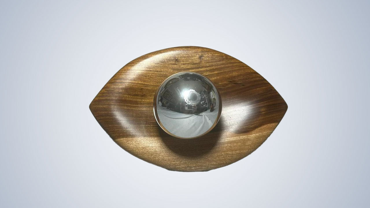 "Luz dos Olhos" lamp in Ipê